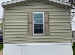 421 Chevalier Dr #421, Howell, MI 48843