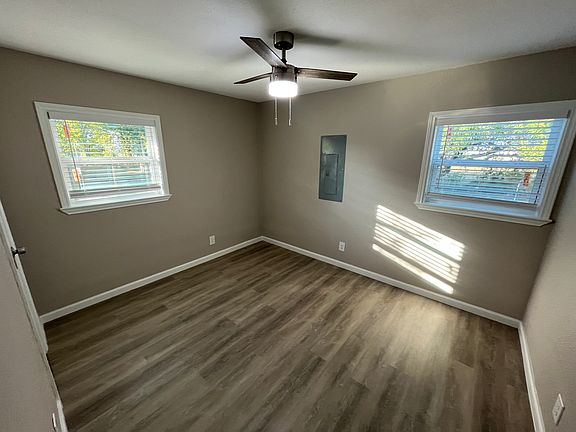 5th image of 207 Wilmer Heights Dr