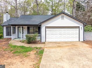90 Mountain Ct, Covington, GA