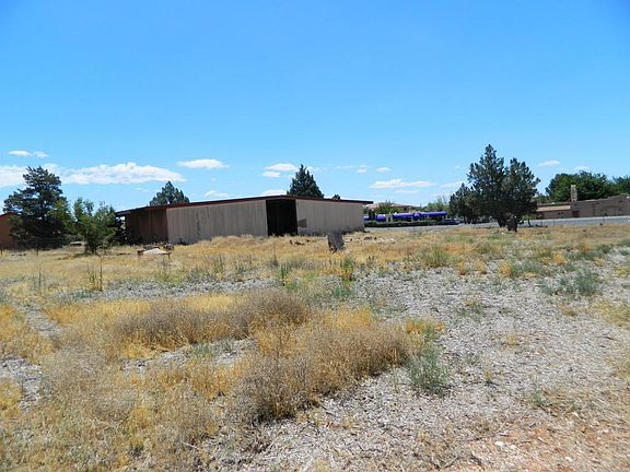 5th image of 11315 E Circle Dr