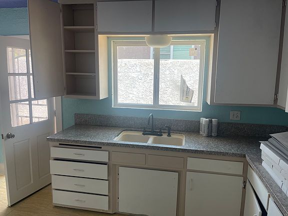 5th image of 1310 W 30th St
