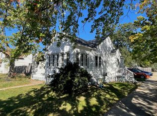 1497 Burton Rd, Muskegon, MI 49442