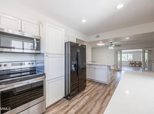 10520 W Peoria Ave, Sun City, AZ 85351