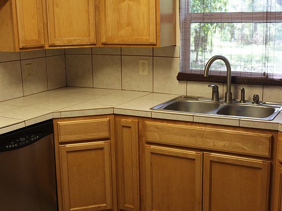 2nd image of 5821 SE 169th Ave