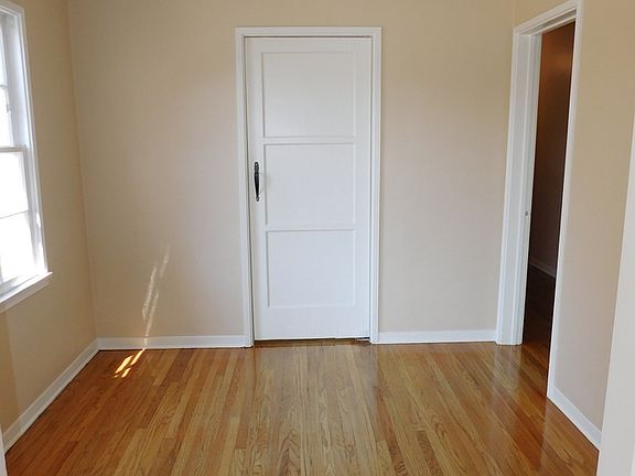 4th image of 4581 Ellenwood Dr