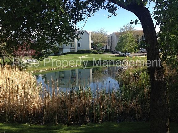 2nd image of 1060 E Quail Dr