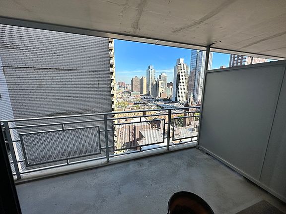4th image of 305 E 86th St APT 19AW