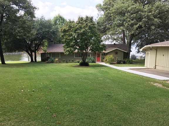3rd image of 282 Shady Shores Dr
