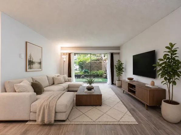 6105 Kingsway #102, Burnaby, BC V5J 5C7