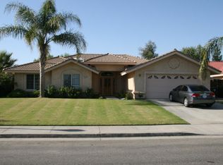 3304 Sierra Meadows Dr, Bakersfield, CA 93313