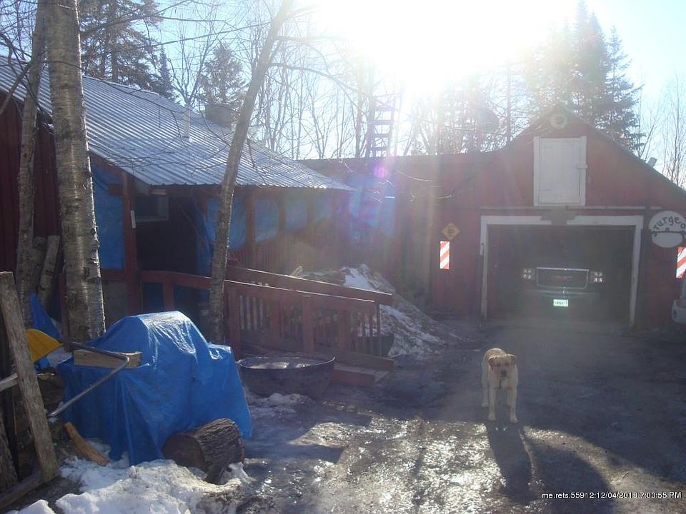 2nd image of 3 Cozy Cove Dr