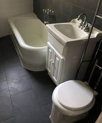 3rd image of 426 E 22nd St APT 1I