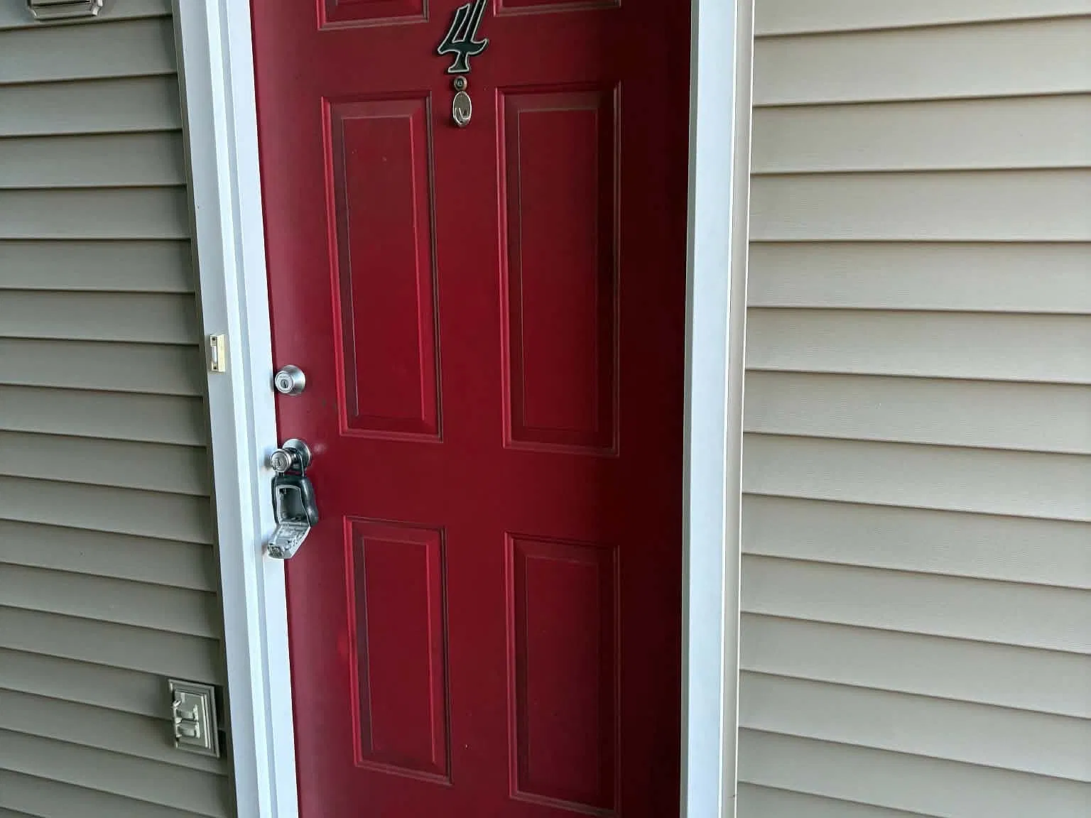 1708 Patrick Way — Photo 2