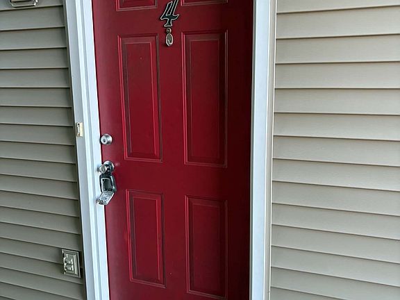 2nd image of 1708 Patrick Way