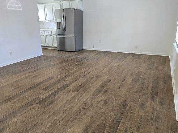3rd image of 2624 S 49th West Ave