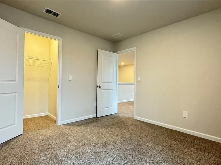 228 Water Oak Way — Photo 8