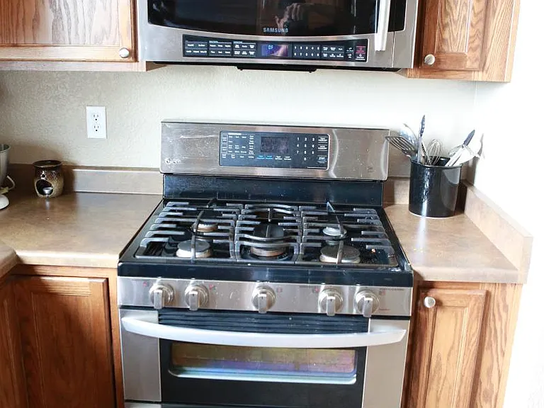 1974 Fairway Pointe Dr — Photo 4