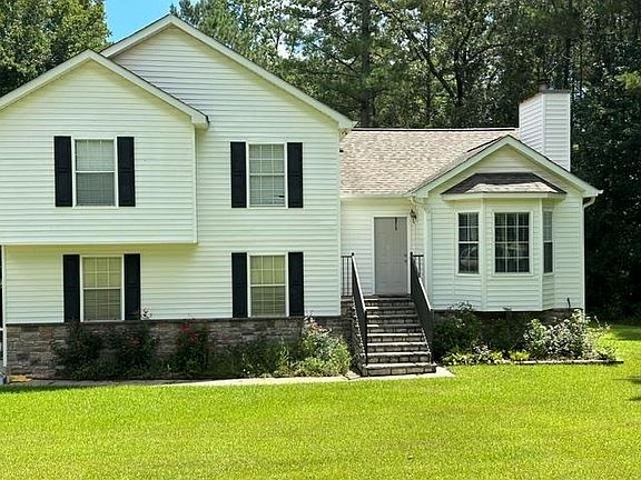 3rd image of 620 Grove Pointe Way