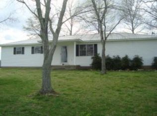 1361 Poplar Springs Rd, Huntingdon, TN 38344