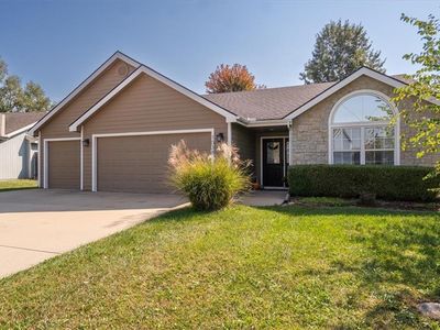 1038 Firetree Ave, Baldwin City, KS, 66006