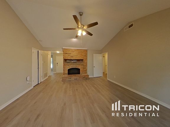 2nd image of 1112 Princeton Dr