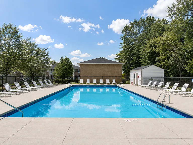 Oak Brook Gardens — Photo 8
