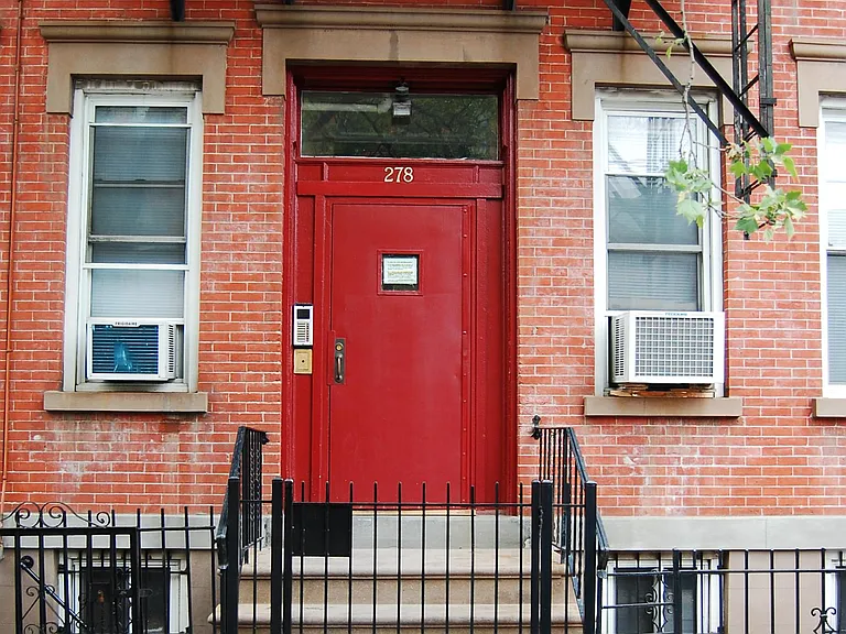 276 2nd St #4A — Photo 27