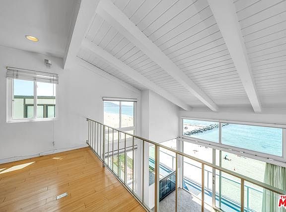 2nd image of 615 Esplanade Unit 401
