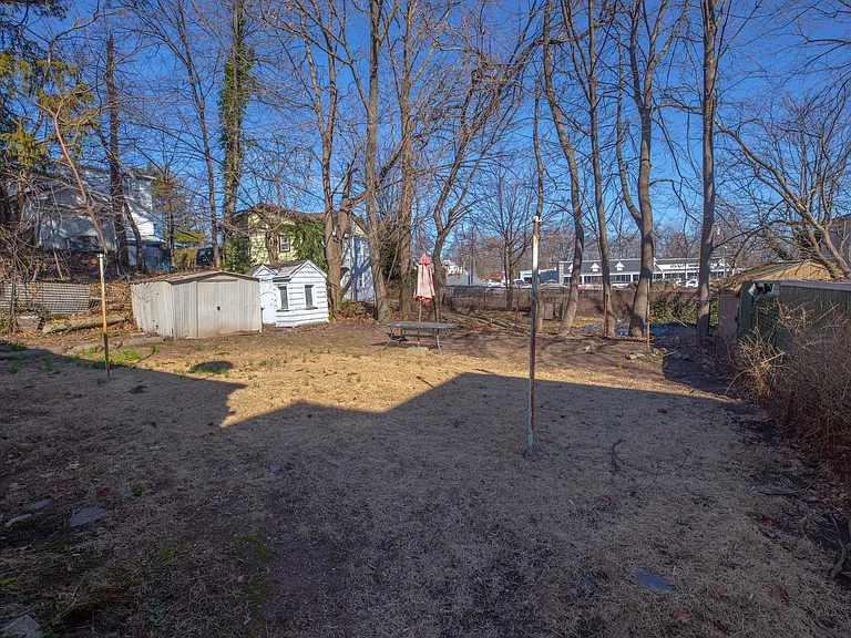 31 Spring Valley Ave — Photo 28
