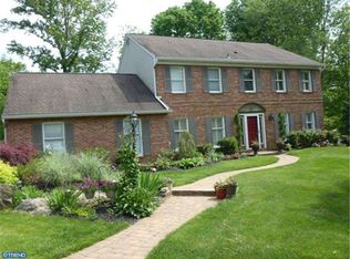 1588 Morgan Ln, Chesterbrook, PA 19087