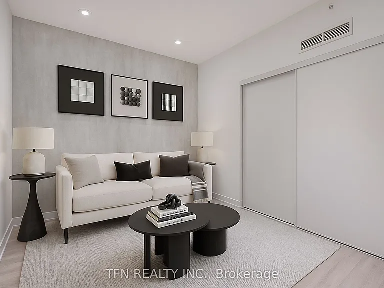15 Richardson St #612 — Photo 11