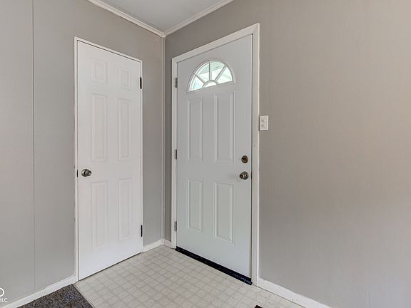 5th image of 2025 S Gilman Ave
