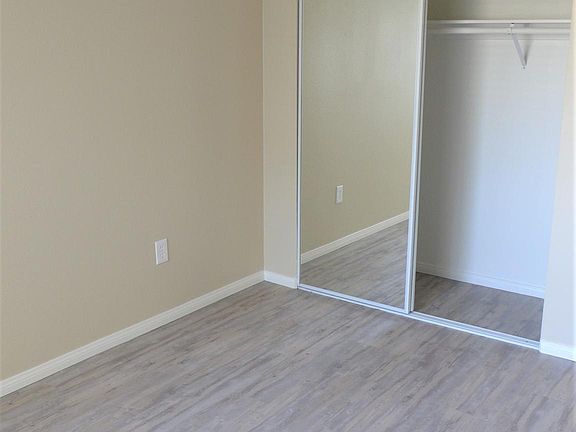5th image of 4439 Ohio St #2