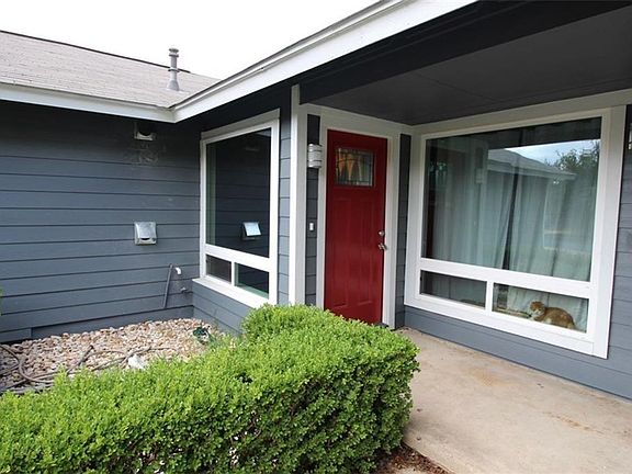 3rd image of 10702 Lanshire Dr #A