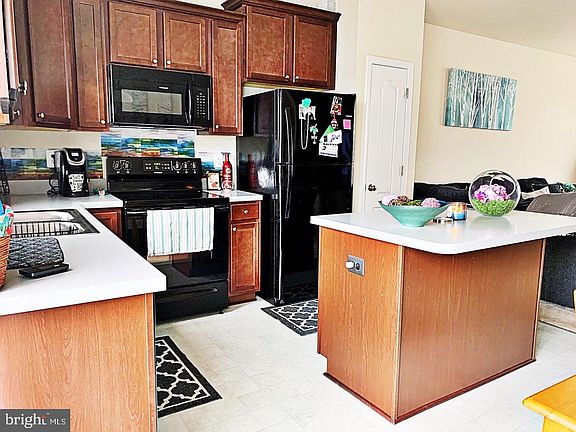5th image of 20553 Asheville Dr