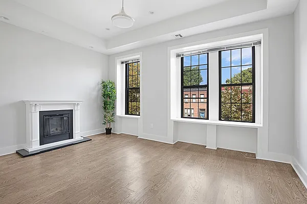 Rented by Compass | media 21