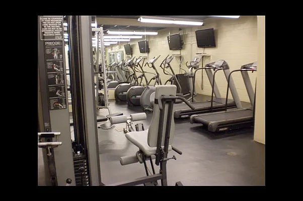 Rented by Apt 168 Inc | media 10