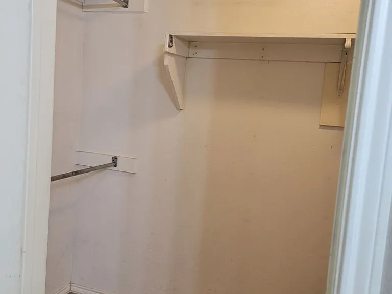 1004 Wintercreek Dr — Photo 21