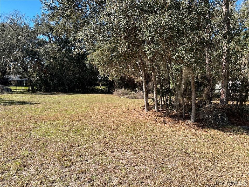 2nd image of 3022 S Bay Berry Point