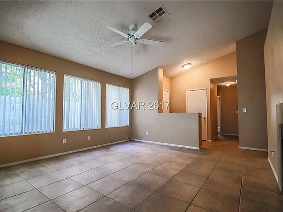 4th image of 8669 Freeport Ln