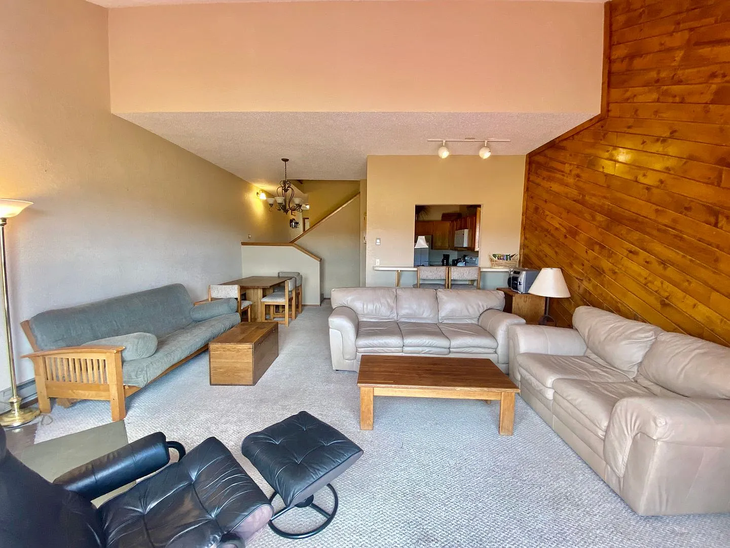 For Rent Lake Hatcher Townhouse Condo — Photo 2