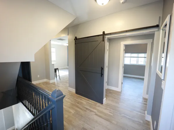 2102 Broadway Ave Floor 1, Pittsburgh, PA 15216