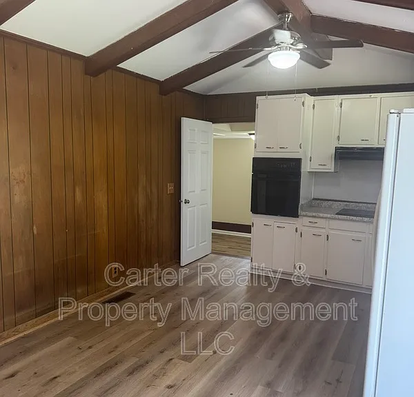 3004 Lytle Dr — Photo 5