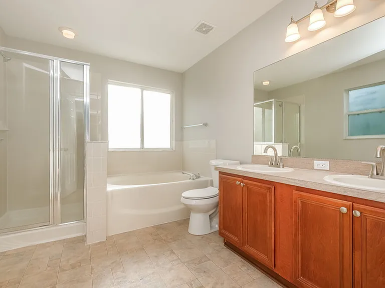 11821 Mango Cross Ct — Photo 11