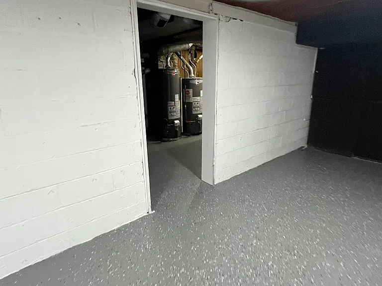 3225 Washington Blvd #1 — Photo 52