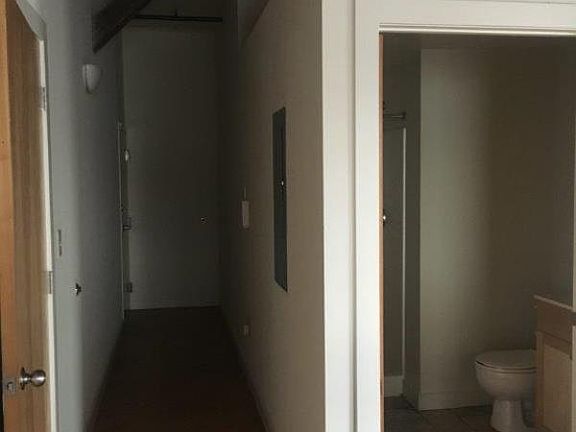 4th image of 1418 W Marshall St APT 214