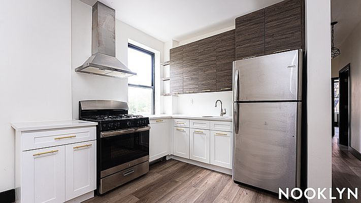 1st image of 299 Chauncey St #4A