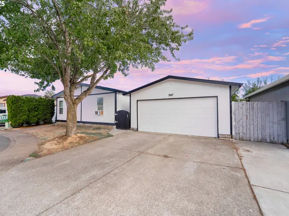 597 Barley St, Woodburn, OR 97071