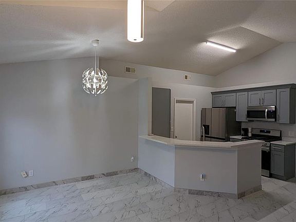 2nd image of 3048 PINEDA DRIVE