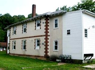 201 S Winchester Ave APT B, Waynesboro, VA 22980
